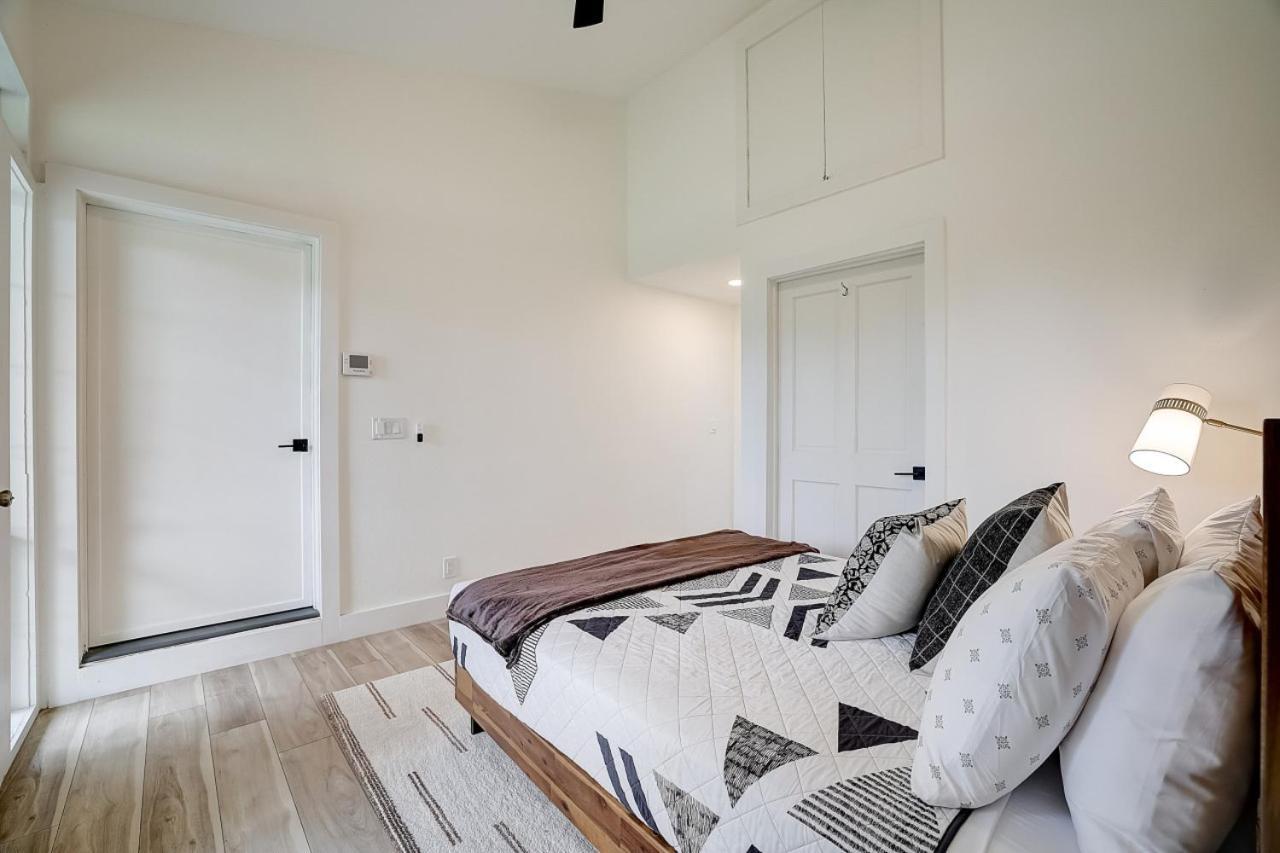 Dunlap Oasis Spacious 5Br 12Mi To Dt Austin Exterior foto